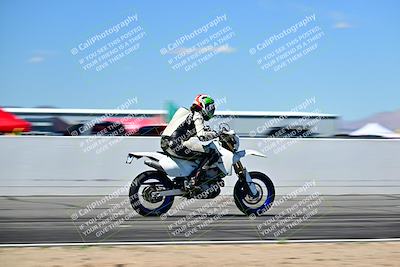 media/Mar-25-2024-Moto Forza (Mon) [[8d4319bd68]]/3-Intermediate Group/Session 4 (Front Straight Speed Pans)/